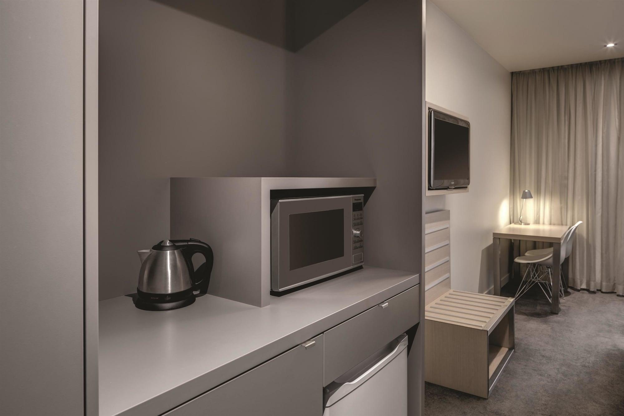 Travelodge Hotel Melbourne Docklands Экстерьер фото