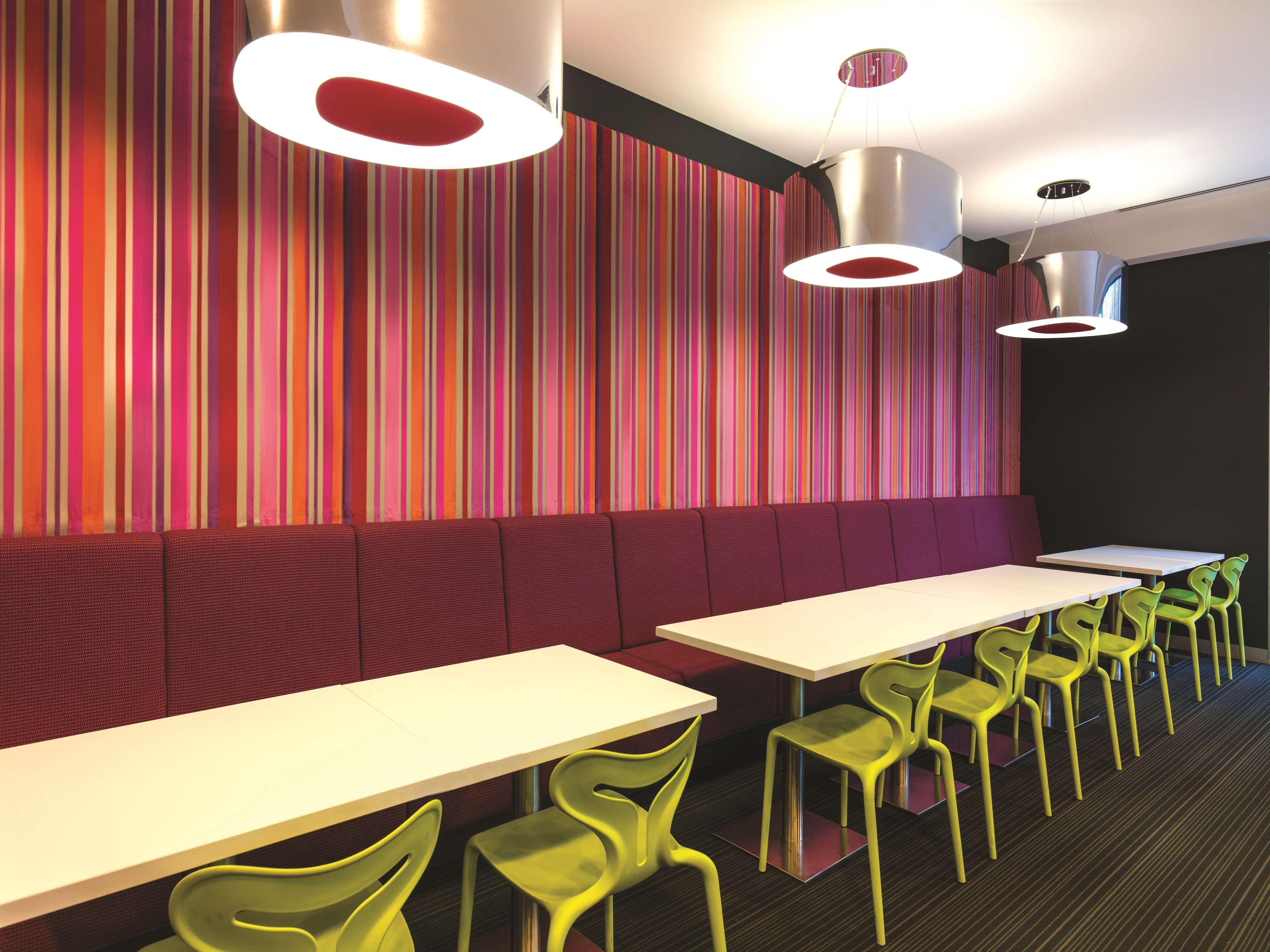 Travelodge Hotel Melbourne Docklands Экстерьер фото