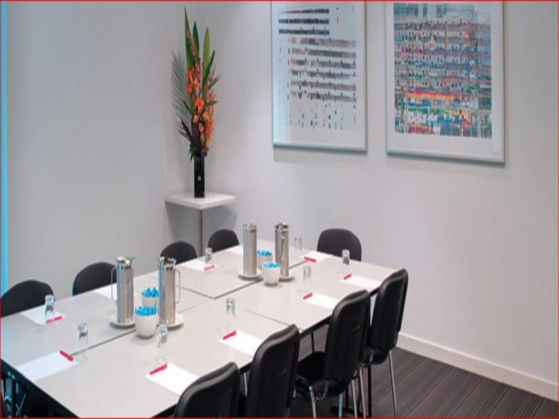 Travelodge Hotel Melbourne Docklands Экстерьер фото